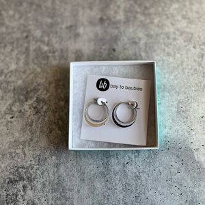 Bay to Baubles Lanie Hammered Metal Silver Hoops